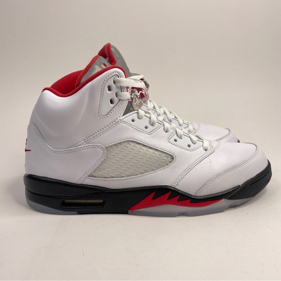 Nike Air Jordan 5 Retro “Fire Red” 2023 - Picture 4 of 8